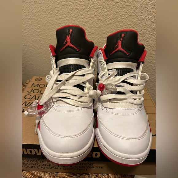 Air Jordan 5 Retro - Picture 3 of 6